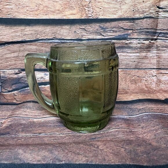 Vintage 1970's Green Shot Glass Beer Barrel Small 2.5" Tall Mug Toothpick Holder - Picture 1 of 6